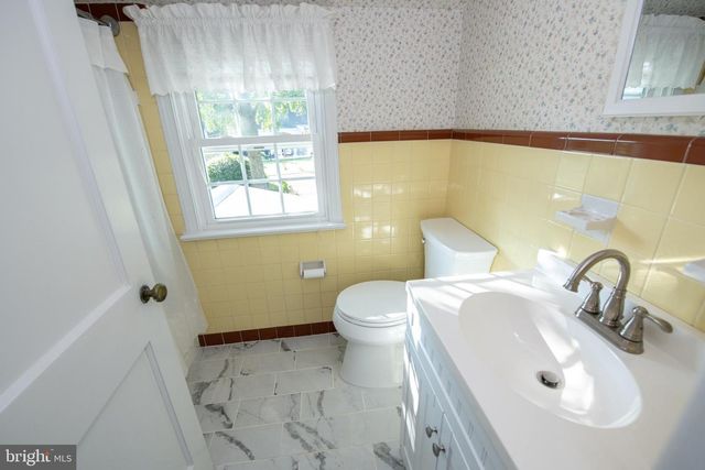 326 WINDSOR AVE, Hatboro, PA 19040