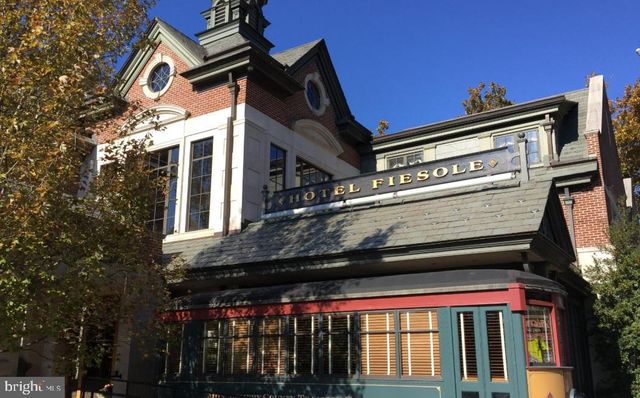 4855 SPENCER DR, Schwenksville, PA 19473