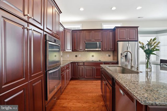 4855 SPENCER DR, Schwenksville, PA 19473