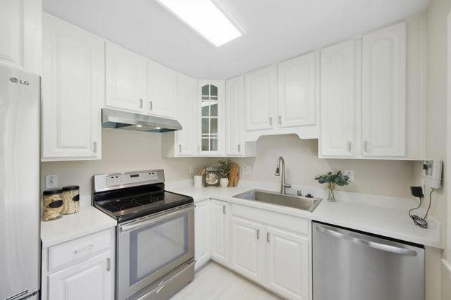 3268 Ursa Way, Hayward, CA 94541