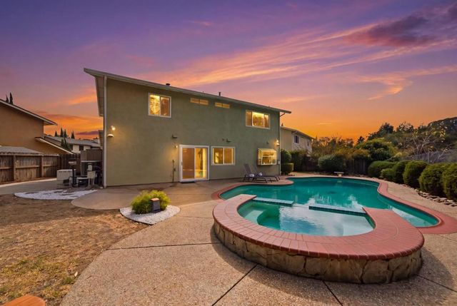 3268 Ursa Way, Hayward, CA 94541