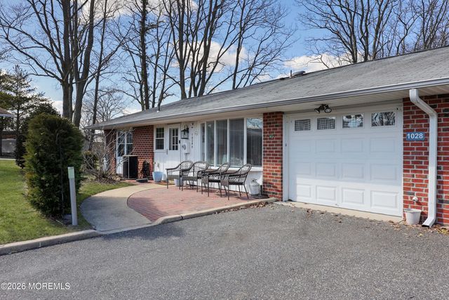 1028B Shetland Drive B, Lakewood, NJ 08701