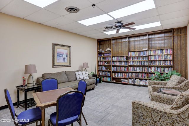 1028B Shetland Drive B, Lakewood, NJ 08701