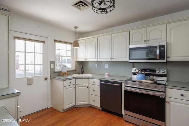 1028B Shetland Drive B, Lakewood, NJ 08701