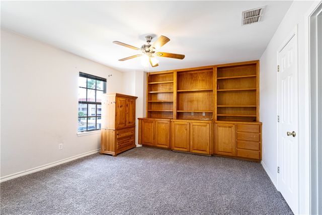 14435 Compass St C, Corpus Christi, TX 78418