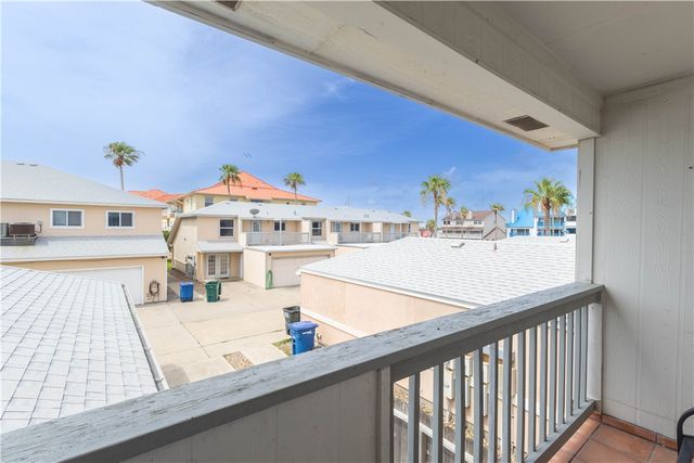 14435 Compass St C, Corpus Christi, TX 78418