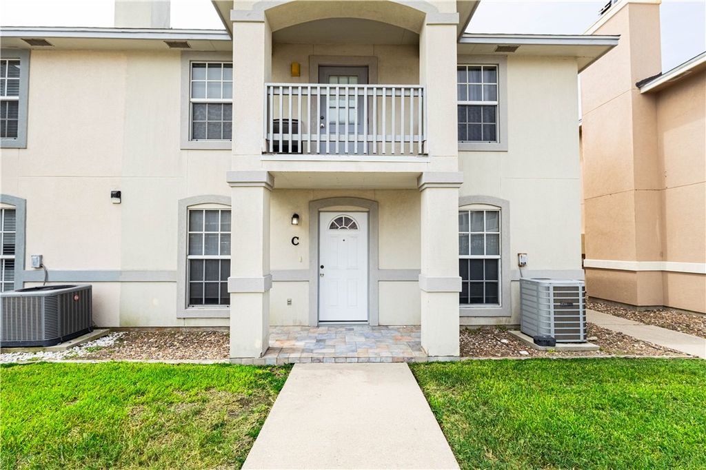 14435 Compass St C, Corpus Christi, TX 78418