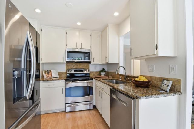 39 Saint James Court, Daly City, CA 94015