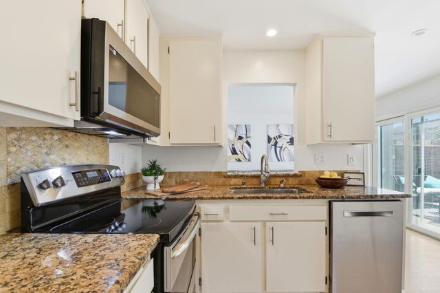 39 Saint James Court, Daly City, CA 94015