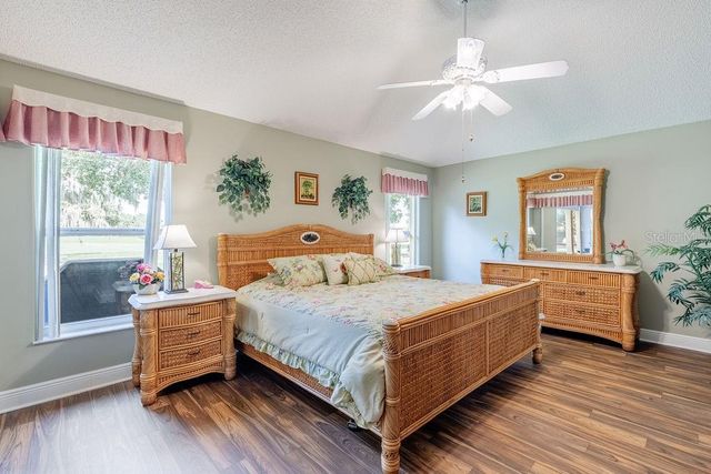 877 WINIFRED WAY, The Villages, FL 32162