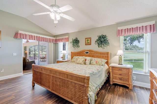 877 WINIFRED WAY, The Villages, FL 32162