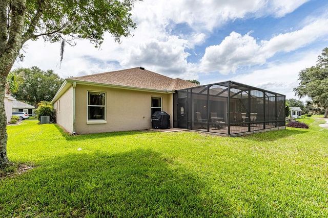 877 WINIFRED WAY, The Villages, FL 32162