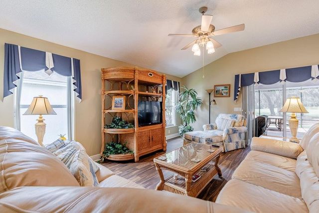 877 WINIFRED WAY, The Villages, FL 32162