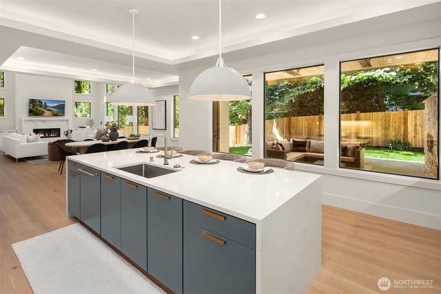 11506 NE 113th Place, Kirkland, WA 98033