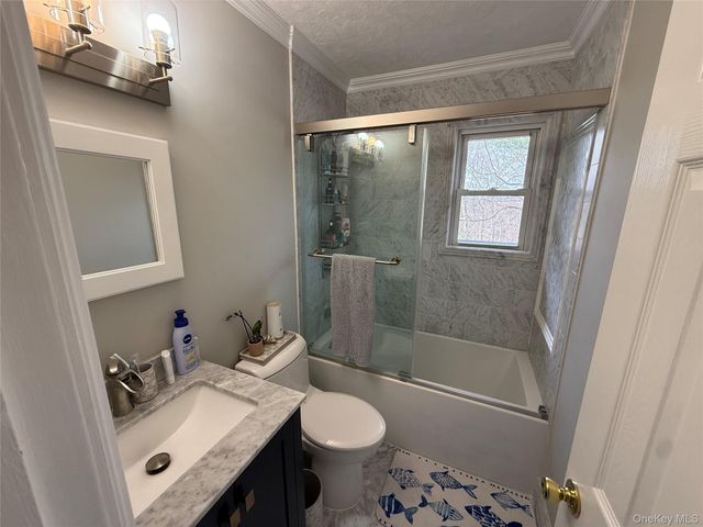 16 Minkel Road, Ossining, NY 10562