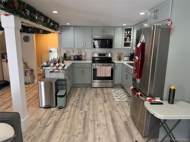 16 Minkel Road, Ossining, NY 10562