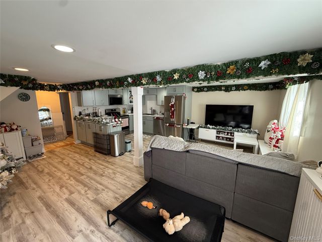 16 Minkel Road, Ossining, NY 10562