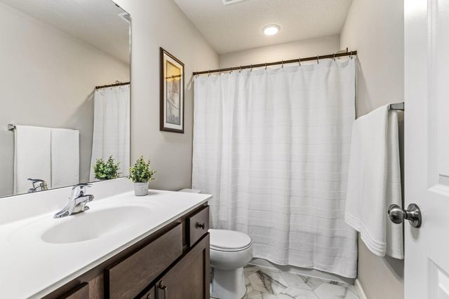 800 Harvest Circle SW, Lonsdale, MN 55046