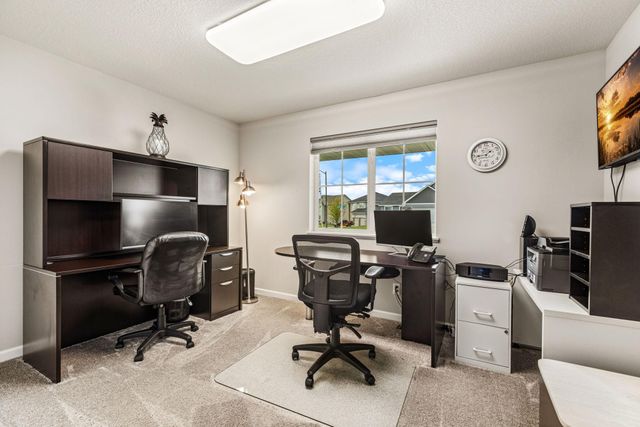 800 Harvest Circle SW, Lonsdale, MN 55046