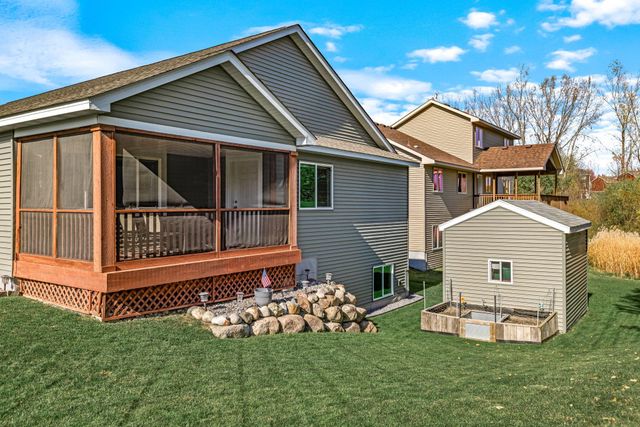 800 Harvest Circle SW, Lonsdale, MN 55046