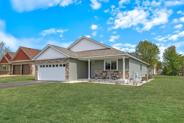 800 Harvest Circle SW, Lonsdale, MN 55046