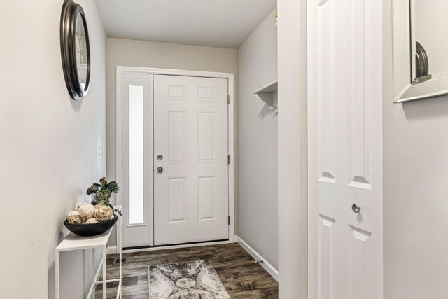 800 Harvest Circle SW, Lonsdale, MN 55046