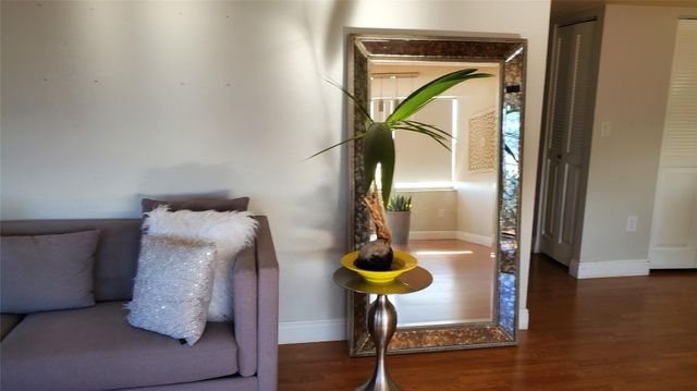 1400 Saint Charles Place 713, Pembroke Pines, FL 33026