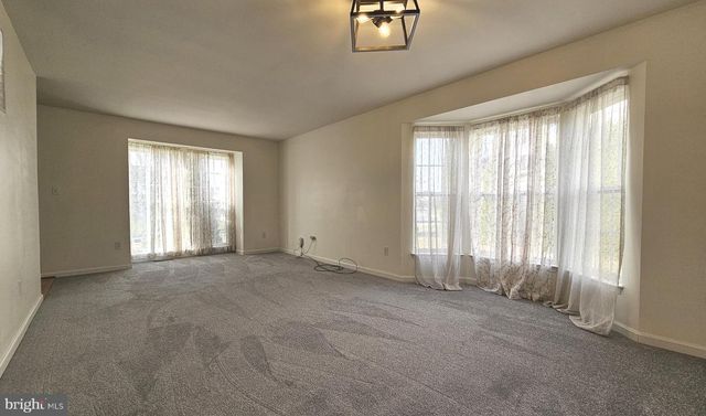 308 FLAGSTONE CIR, Coatesville, PA 19320