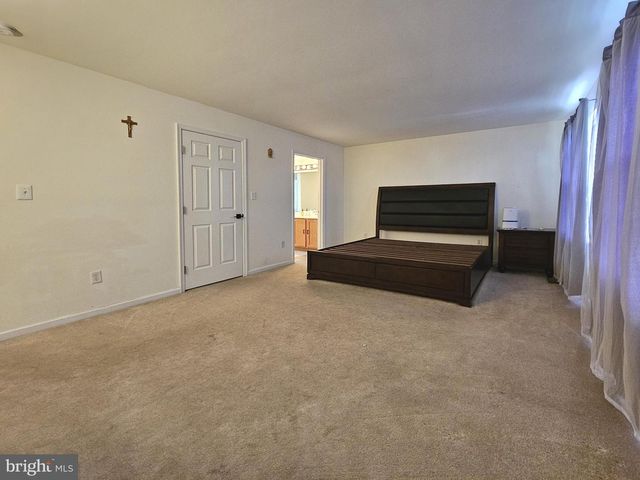 308 FLAGSTONE CIR, Coatesville, PA 19320