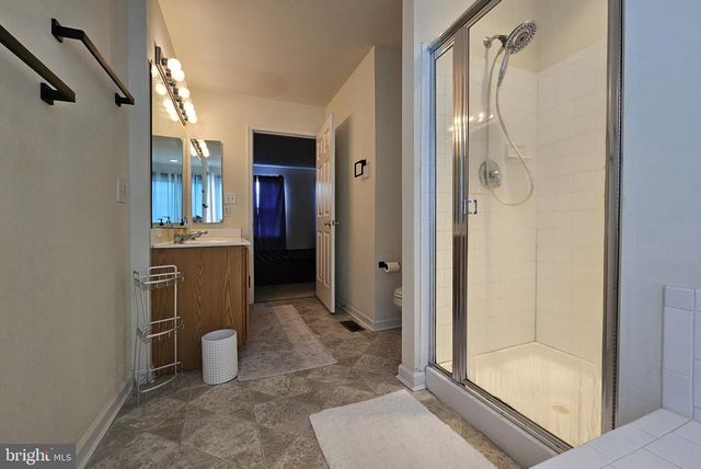 308 FLAGSTONE CIR, Coatesville, PA 19320