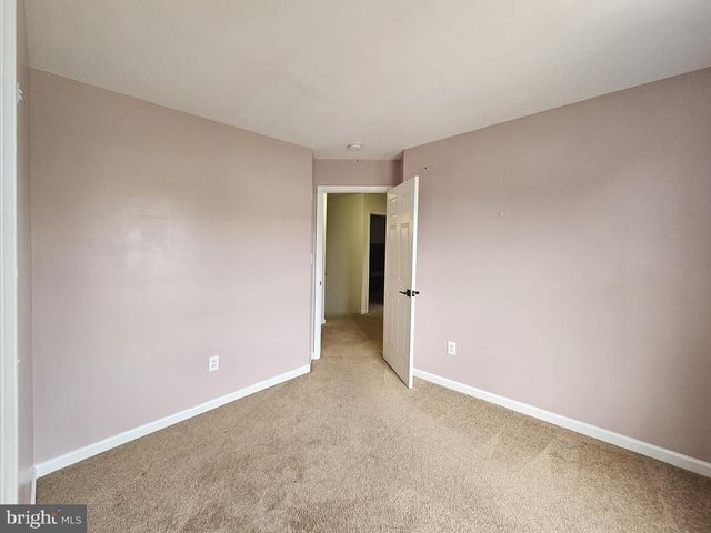 308 FLAGSTONE CIR, Coatesville, PA 19320