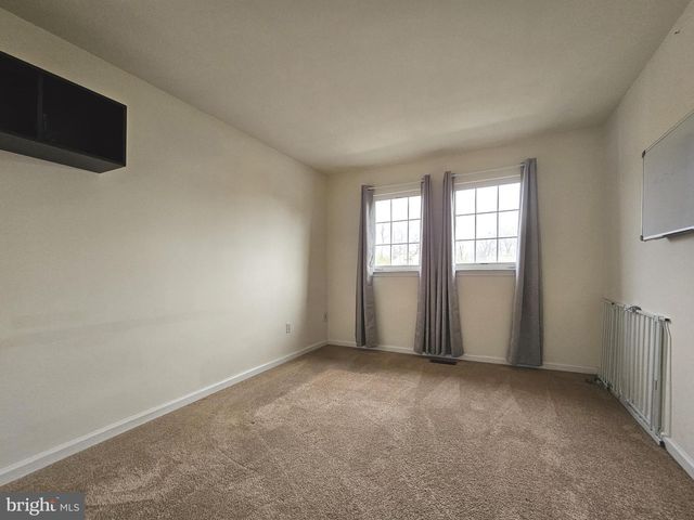 308 FLAGSTONE CIR, Coatesville, PA 19320