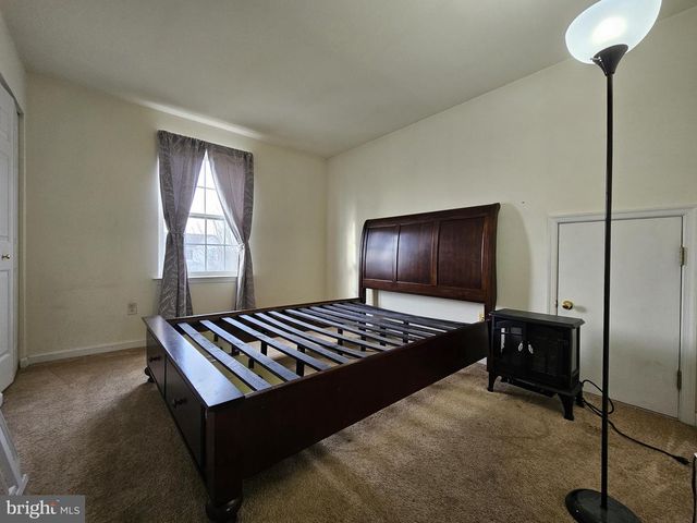 308 FLAGSTONE CIR, Coatesville, PA 19320