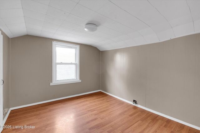 2411 Sherry Rd, Louisville, KY 40217