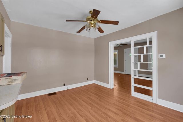 2411 Sherry Rd, Louisville, KY 40217