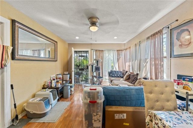 10107 Paloma AVE, Los Angeles, CA 90002