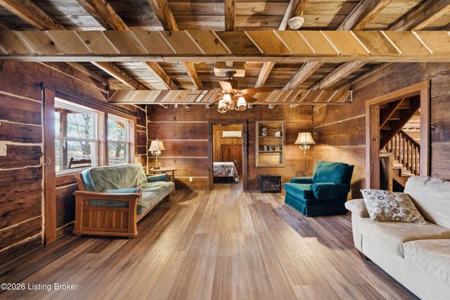 1635 Greens Chapel Rd, Bloomfield, KY 40008