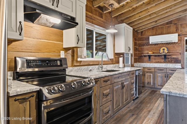 1635 Greens Chapel Rd, Bloomfield, KY 40008