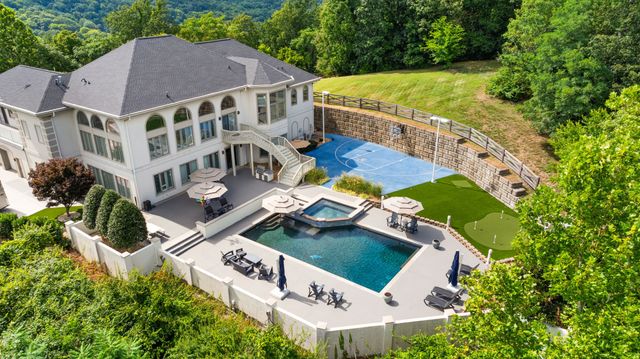 720 Valhalla Ln, Brentwood, TN 37027