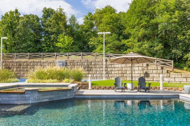 720 Valhalla Ln, Brentwood, TN 37027