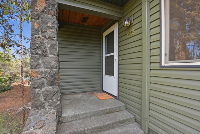 513 NE Irving Avenue, Bend, OR 97701