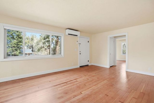 513 NE Irving Avenue, Bend, OR 97701