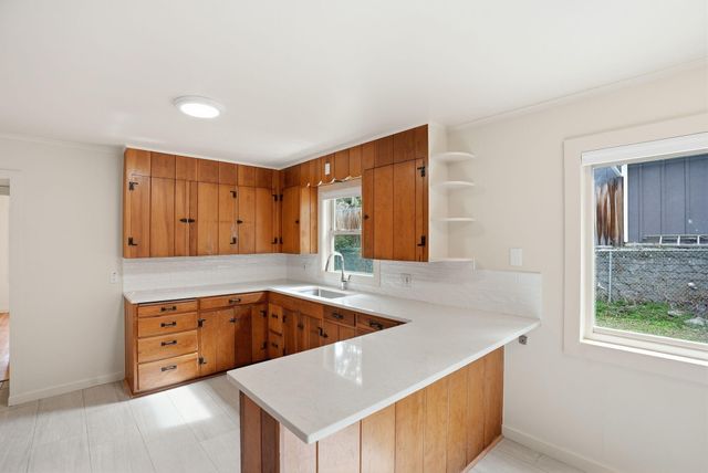 513 NE Irving Avenue, Bend, OR 97701