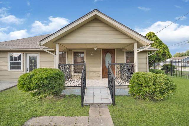 8004 Mendez Street, Houston, TX 77029
