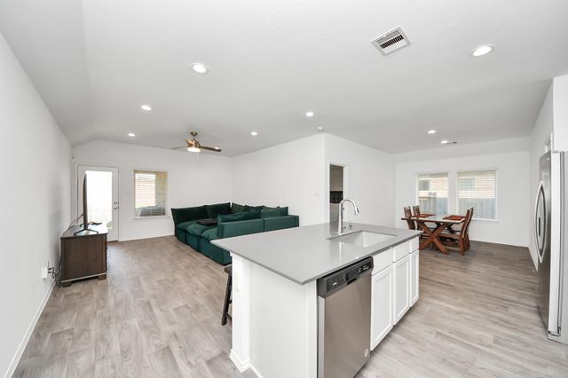 20122 Sienna Green Drive, Hockley, TX 77447