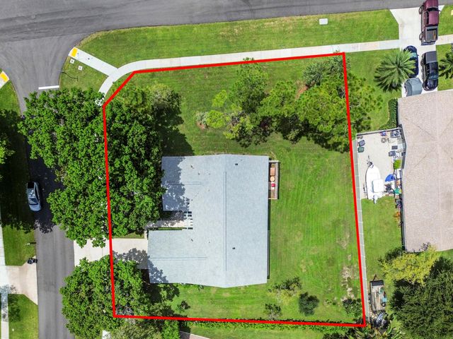 12373 Sawgrass Court, Wellington, FL 33414