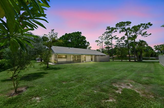 12373 Sawgrass Court, Wellington, FL 33414