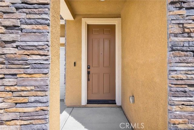 13056 Lancaster, Hesperia, CA 92344