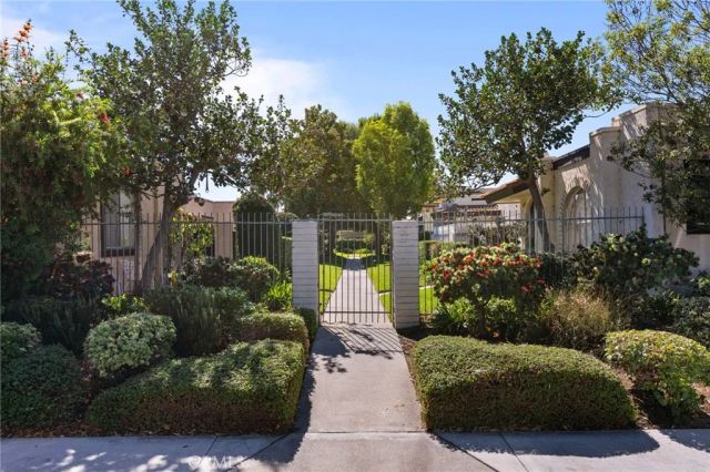 9861 Newport Way, Cypress, CA 90630