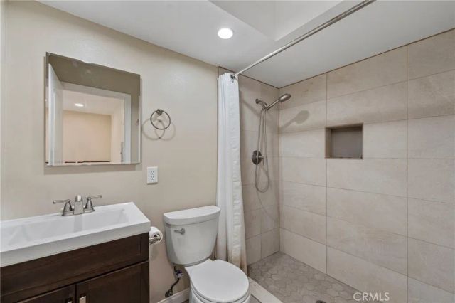 9861 Newport Way, Cypress, CA 90630